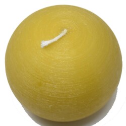 Kerze -Powderpressed Ball- 10x10cm ochre